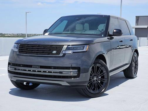 2025 Land Rover Range Rover P400 SE