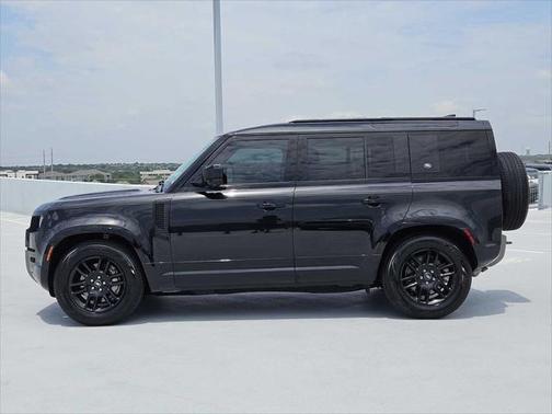 2023 Land Rover Defender 110 X-Dynamic SE