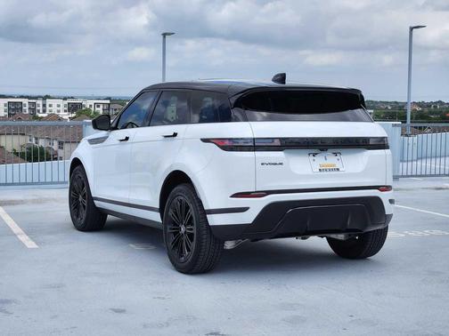 Fuji White 2026 Land Rover Range Rover Evoque Core S