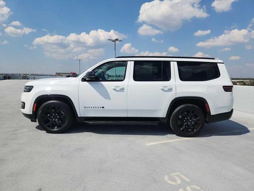 2023 Jeep Wagoneer Series II Carbide