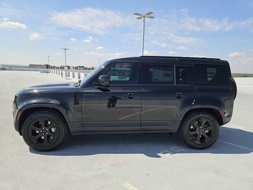 SANTORINI BLACK 2026 Land Rover Defender P300 S
