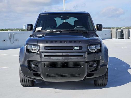 2025 Land Rover Defender 110 P500 X-Dynamic SE