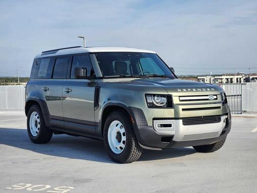 2024 Land Rover Defender 110 P300 S