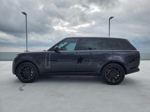 CONSTELLATION B 2026 Land Rover Range Rover P530 SE 7 Seat