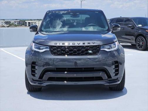 2024 Land Rover Discovery P300 Dynamic SE