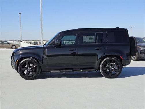 2025 Land Rover Defender 110 P400 X-Dynamic SE
