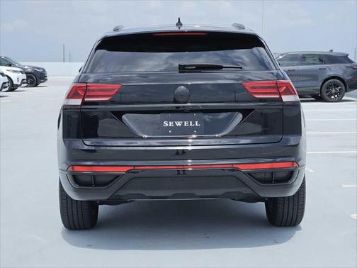 2023 Volkswagen Atlas Cross Sport 2.0T SEL R-Line Black