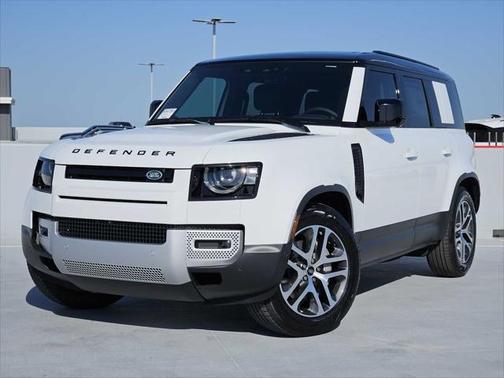 2025 Land Rover Defender 110 P300