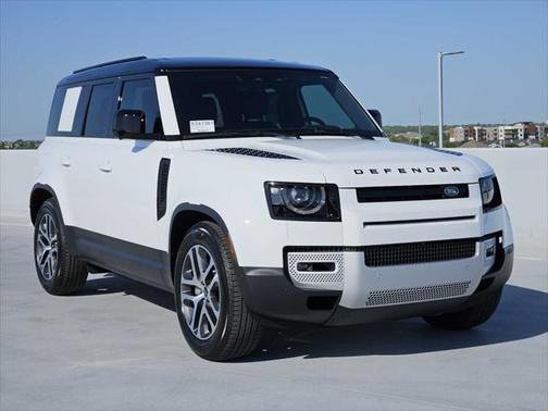 2025 Land Rover Defender 110 P300