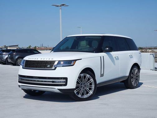 2025 Land Rover Range Rover P530 SE
