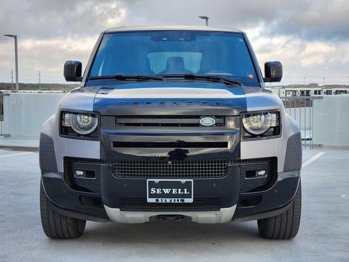 2024 Land Rover Defender 130 P400 X