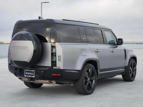 2024 Land Rover Defender 130 P400 X