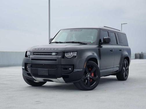 Santorini Black Metallic 2024 Land Rover Defender 130 P400 X