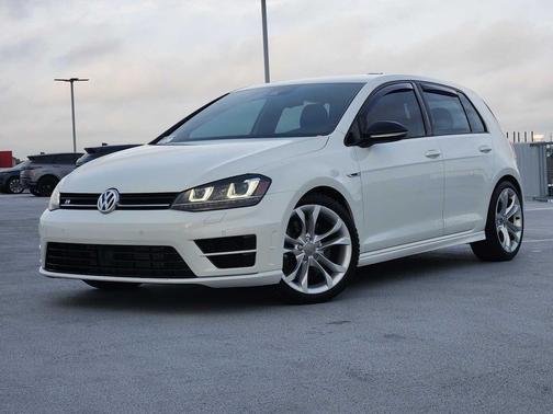 2016 Volkswagen Golf R 2.0T DSG