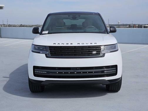 2026 Land Rover Range Rover P400 SE 7 Seat