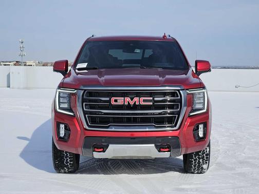 2024 GMC Yukon AT4