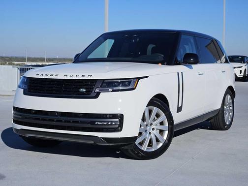 Fuji White 2025 Land Rover Range Rover P400 SE 7 Seat