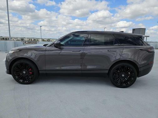 Charente Grey Premium Metallic 2025 Land Rover Range Rover Velar P400 Dynamic SE