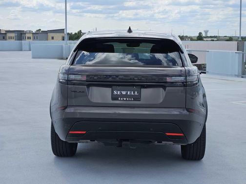 Charente Grey Premium Metallic 2025 Land Rover Range Rover Velar P400 Dynamic SE