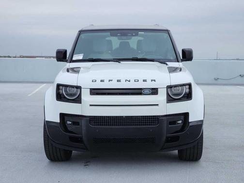 Fuji White 2026 Land Rover Defender P400 X-Dynamic SE