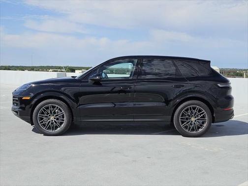 2024 Porsche Cayenne AWD