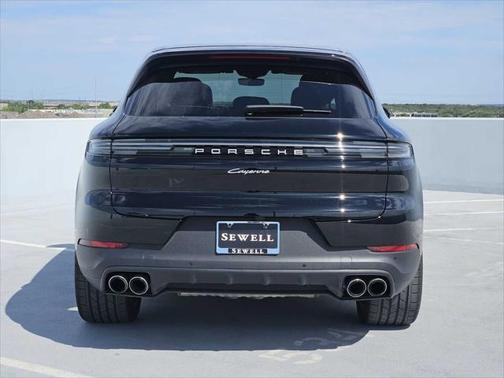 2024 Porsche Cayenne AWD