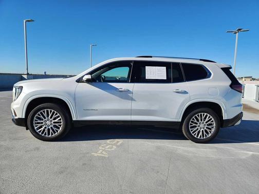 2025 GMC Acadia Denali