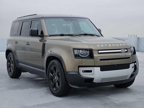 2025 Land Rover Defender 110 P300 S