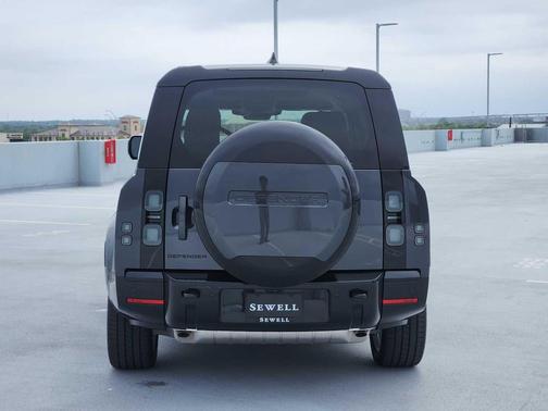 CARPATHIAN GREY 2026 Land Rover Defender X-Dynamic SE