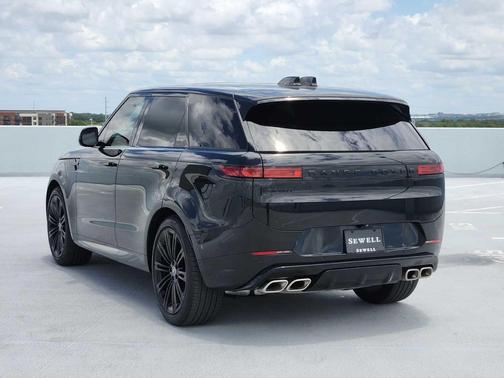 Santorini Black Metallic 2025 Land Rover Range Rover Sport P530 Dynamic SE