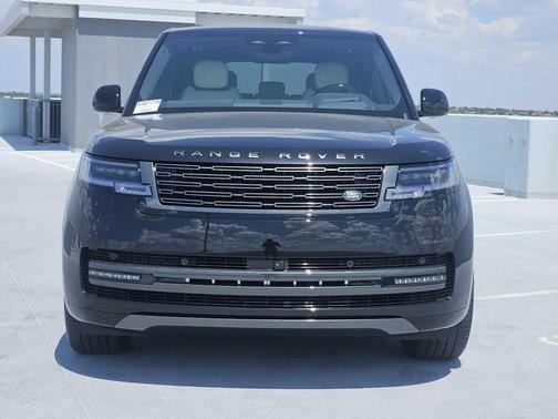 SANTORINI BLACK 2026 Land Rover Range Rover P400 SE 7 Seat