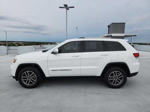 Bright White Clearcoat 2022 Jeep Grand Cherokee Limited