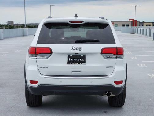 Bright White Clearcoat 2022 Jeep Grand Cherokee Limited
