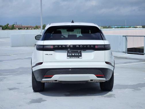 Fuji White 2026 Land Rover Range Rover Velar P250 Dynamic SE