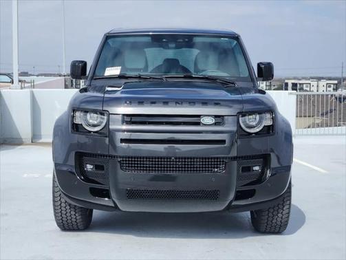 2025 Land Rover Defender 110 P500 X-Dynamic SE