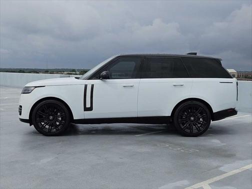 2025 Land Rover Range Rover P530 SE