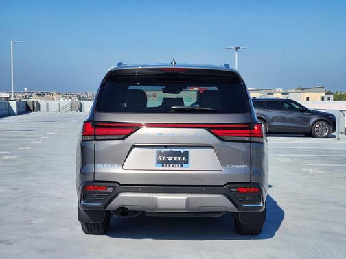 2024 Lexus LX 600 Luxury