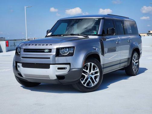 2024 Land Rover Defender 130 P400 S