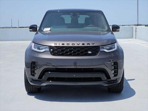 2024 Land Rover Discovery P300 Dynamic SE