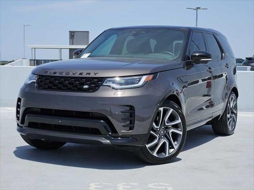 2024 Land Rover Discovery P300 Dynamic SE