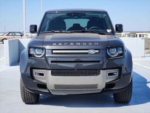 2025 Land Rover Defender 110 P500 X-Dynamic SE
