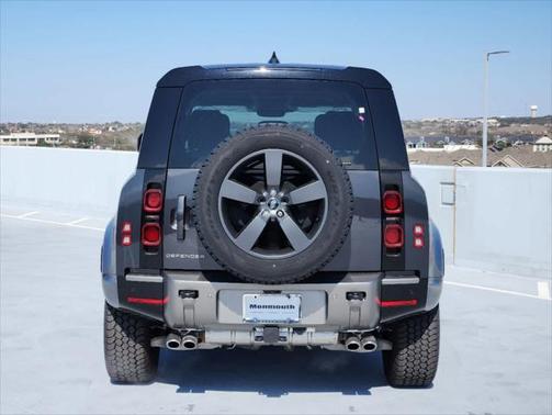 2025 Land Rover Defender 110 P500 X-Dynamic SE