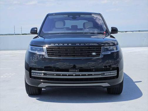 2023 Land Rover Range Rover P400 SE