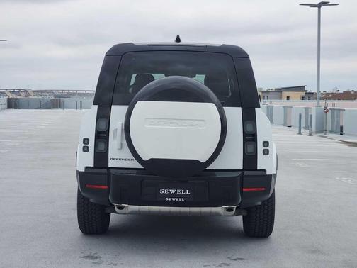 2026 Land Rover Defender P300 S