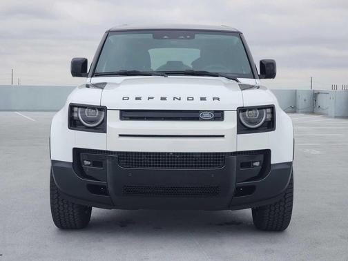 2026 Land Rover Defender P300 S