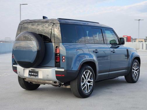 2025 Land Rover Defender 110 P300 S