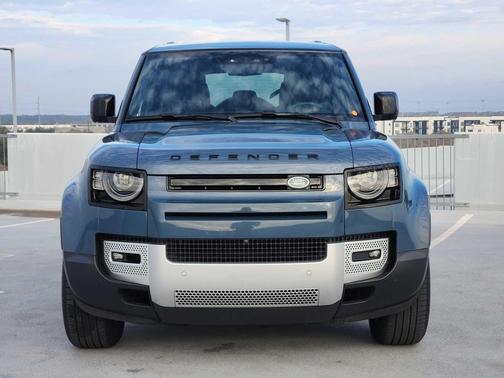 2025 Land Rover Defender 110 P300 S