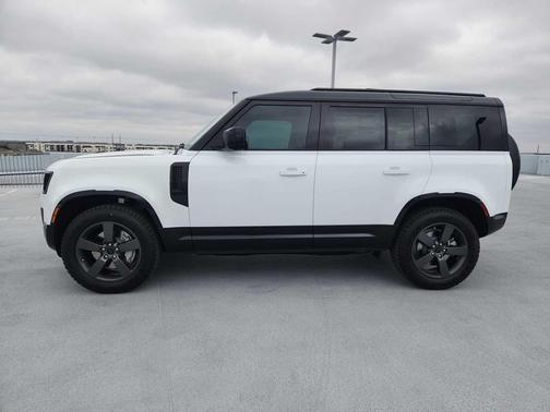 2026 Land Rover Defender P400 X-Dynamic SE