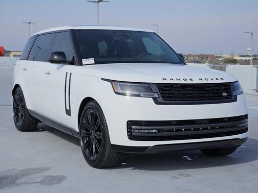 2026 Land Rover Range Rover P400 SE 7 Seat