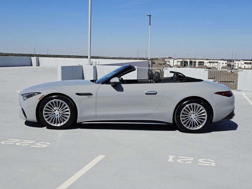 2023 Mercedes-Benz AMG SL 43 Base